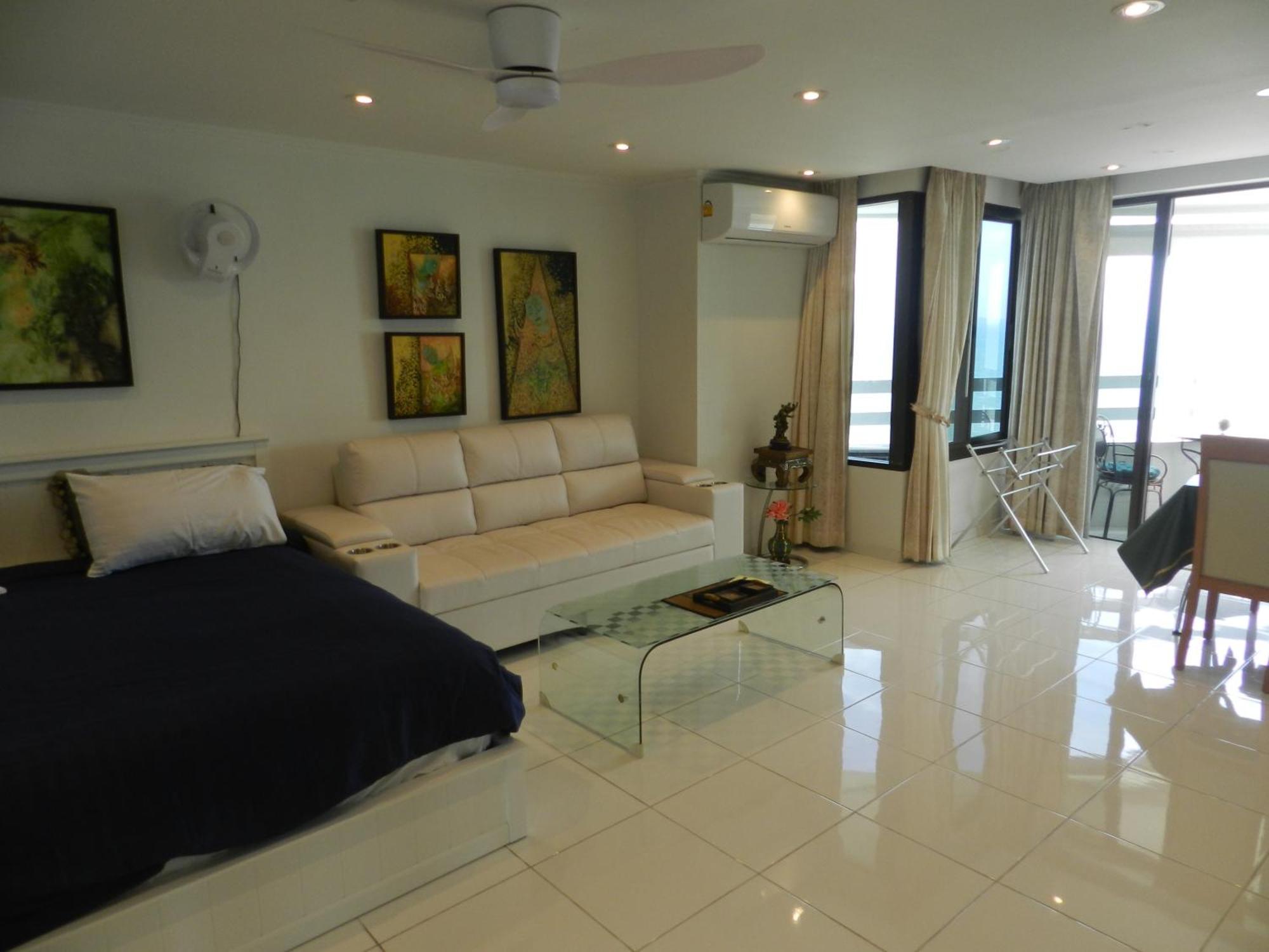 Jomtien Plaza Condotel Zimmer foto